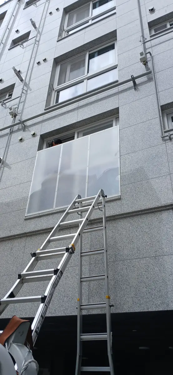 거실 벽 허물기 시공 현장